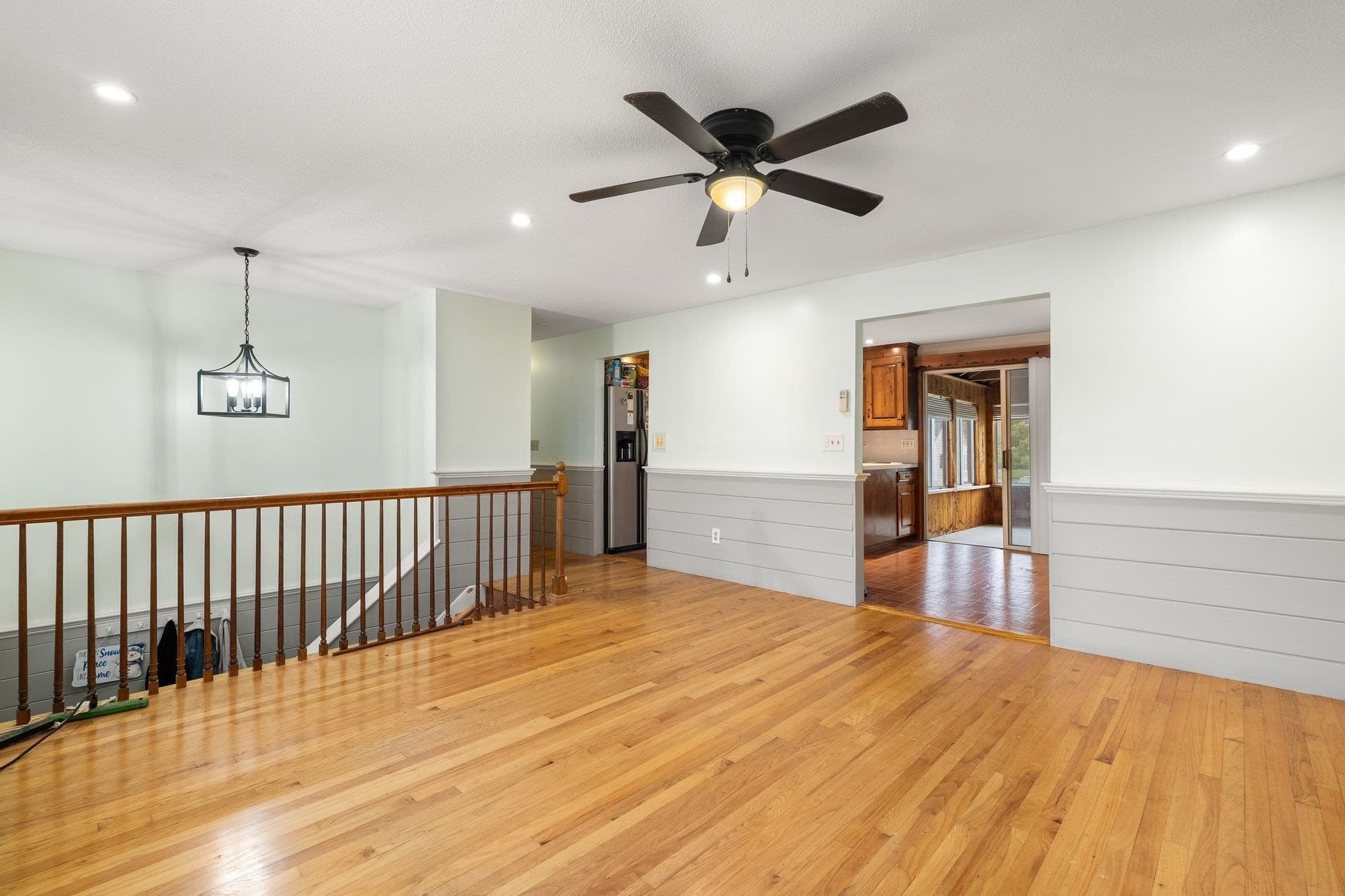 Single Family Residence at 22 Crestshire Drive, Lawrence MA 01843, Lawrence, photo 8 of 34