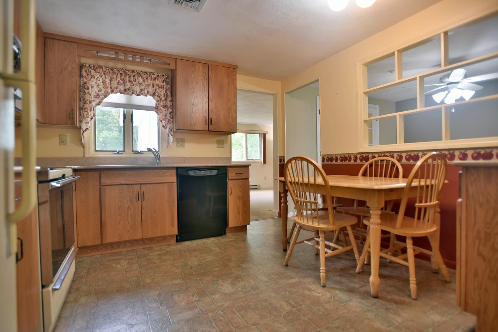 Single Family Residence at 18 Delorenzo Dr, Randolph MA 02368, Randolph, photo 15 of 31
