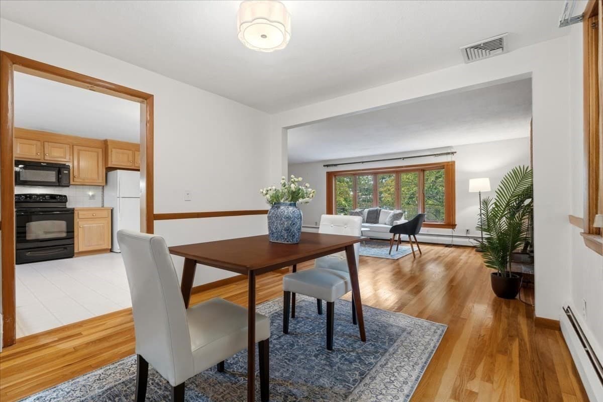 Single Family Residence at 26 Arlington Road, Burlington MA 01803, Burlington, photo 4 of 23