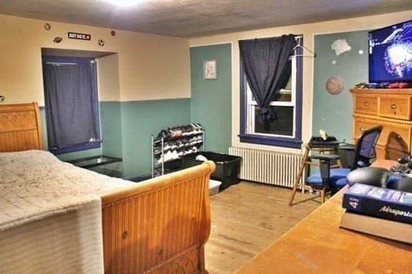 Single Family Residence at 188 Bowles Park, Springfield MA 01104, Springfield, photo 8 of 11