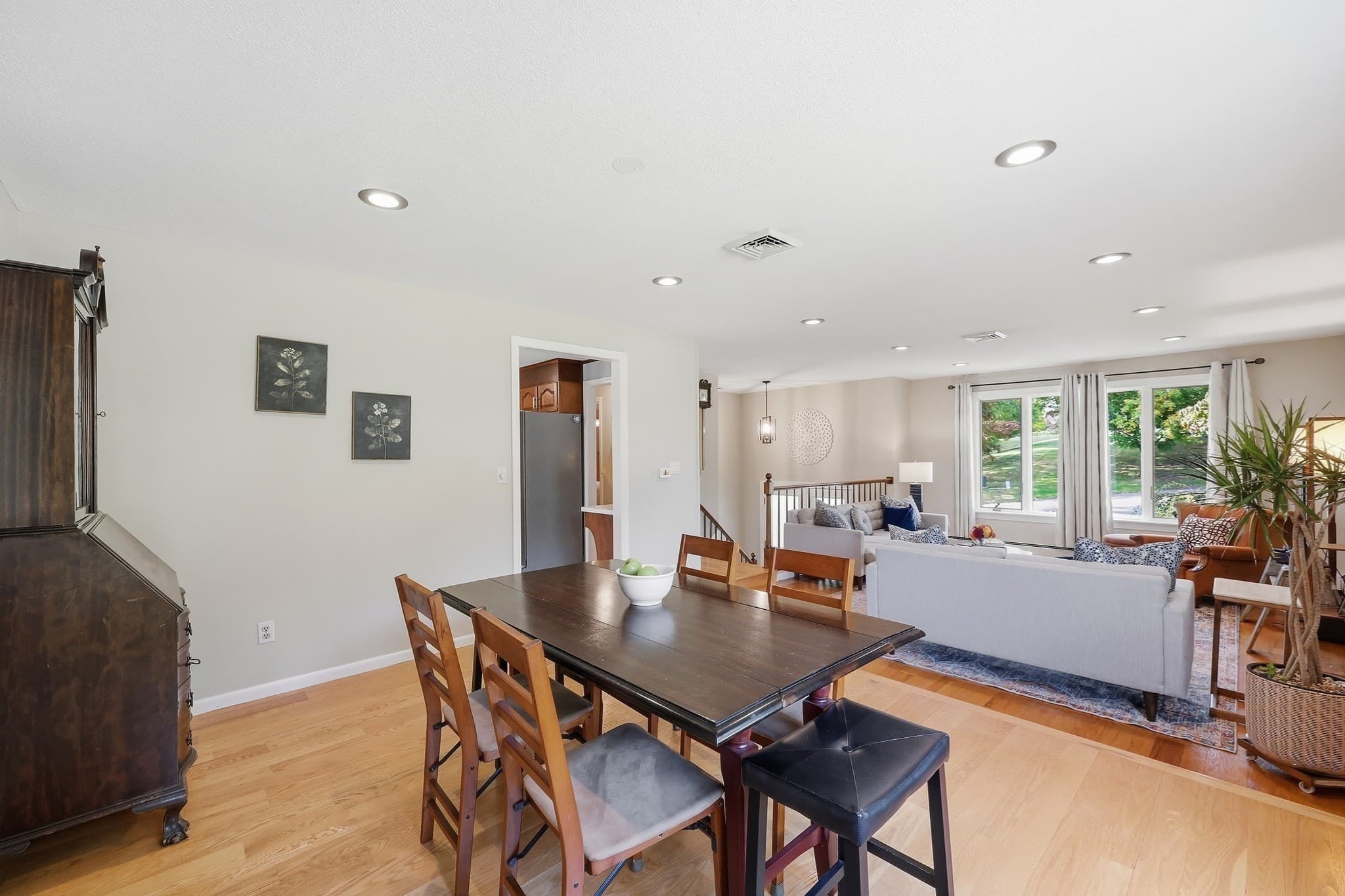 Single Family Residence at 36 Goldenview Drive, West Springfield MA 01089, West Springfield, photo 6 of 38