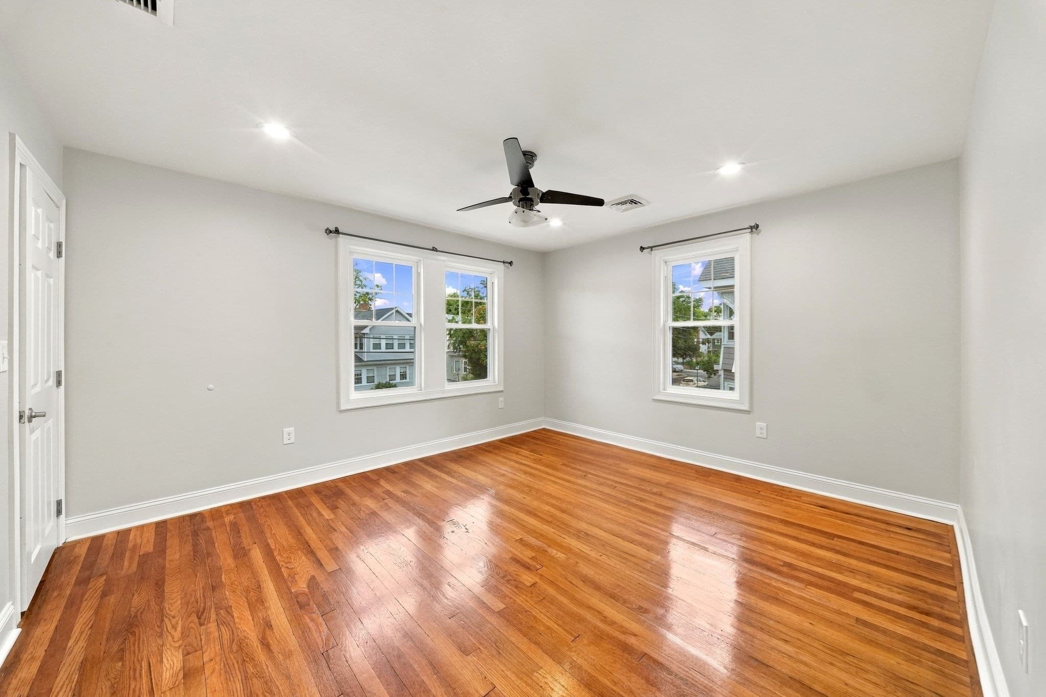 2 Family - 2 Units Up/Down at 201 Billings St, Quincy MA 02171, Quincy, photo 24 of 42