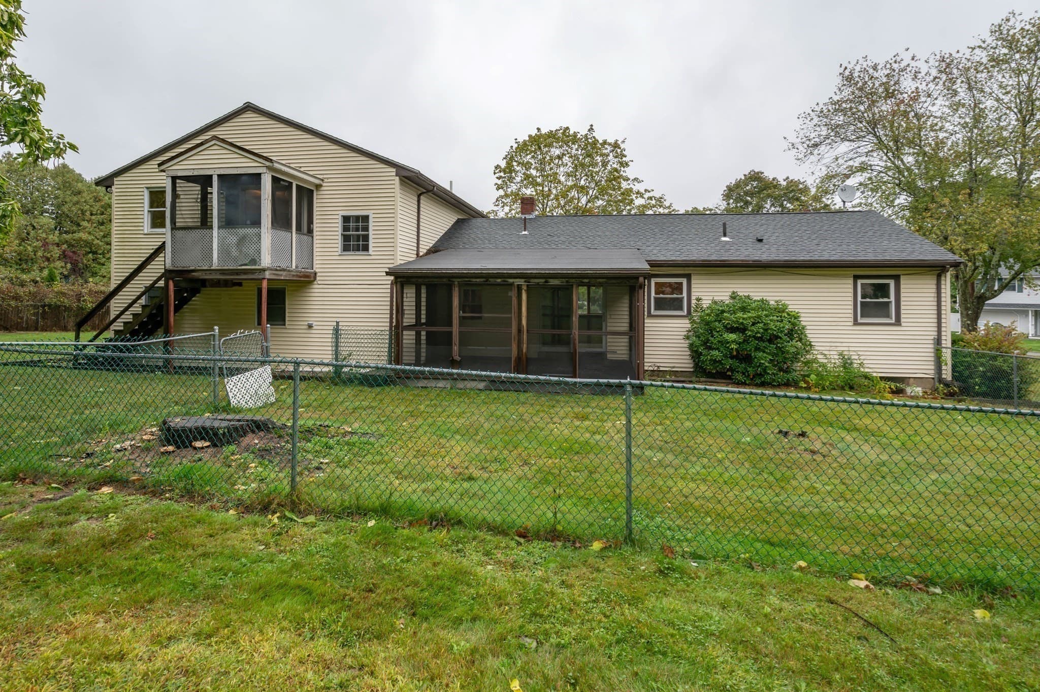 Single Family Residence at 5 Martin Dr, Billerica MA 01821, Billerica, photo 29 of 35