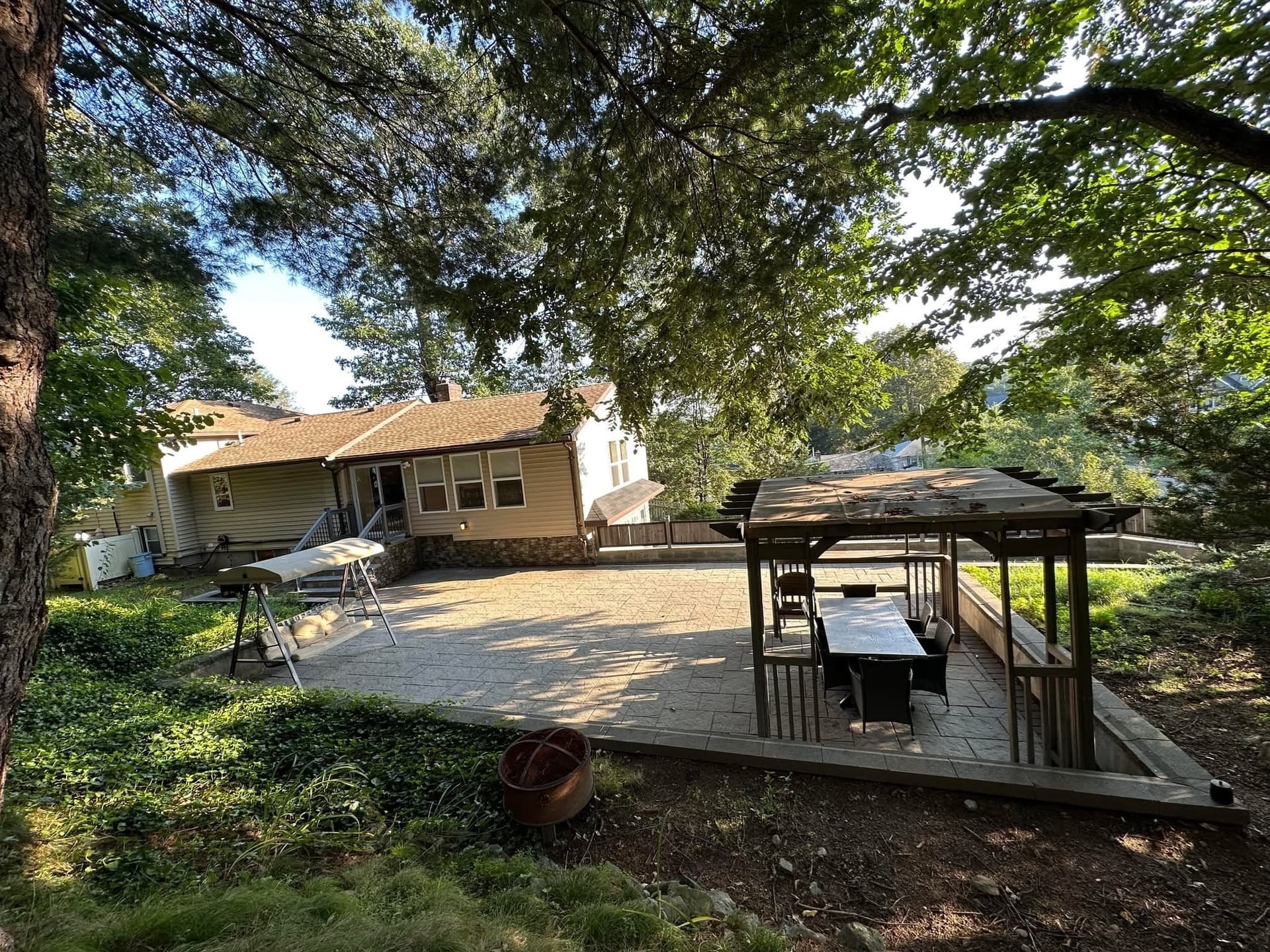 Single Family Residence at 35 Glen Cir, Waltham MA 02451, photo 36 of 41