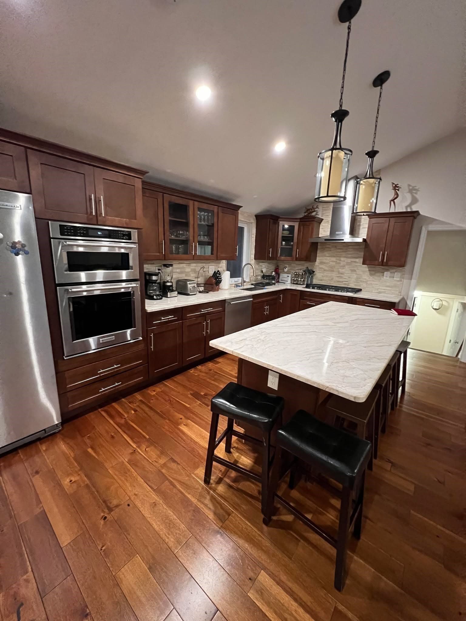 Single Family Residence at 35 Glen Cir, Waltham MA 02451, photo 4 of 41