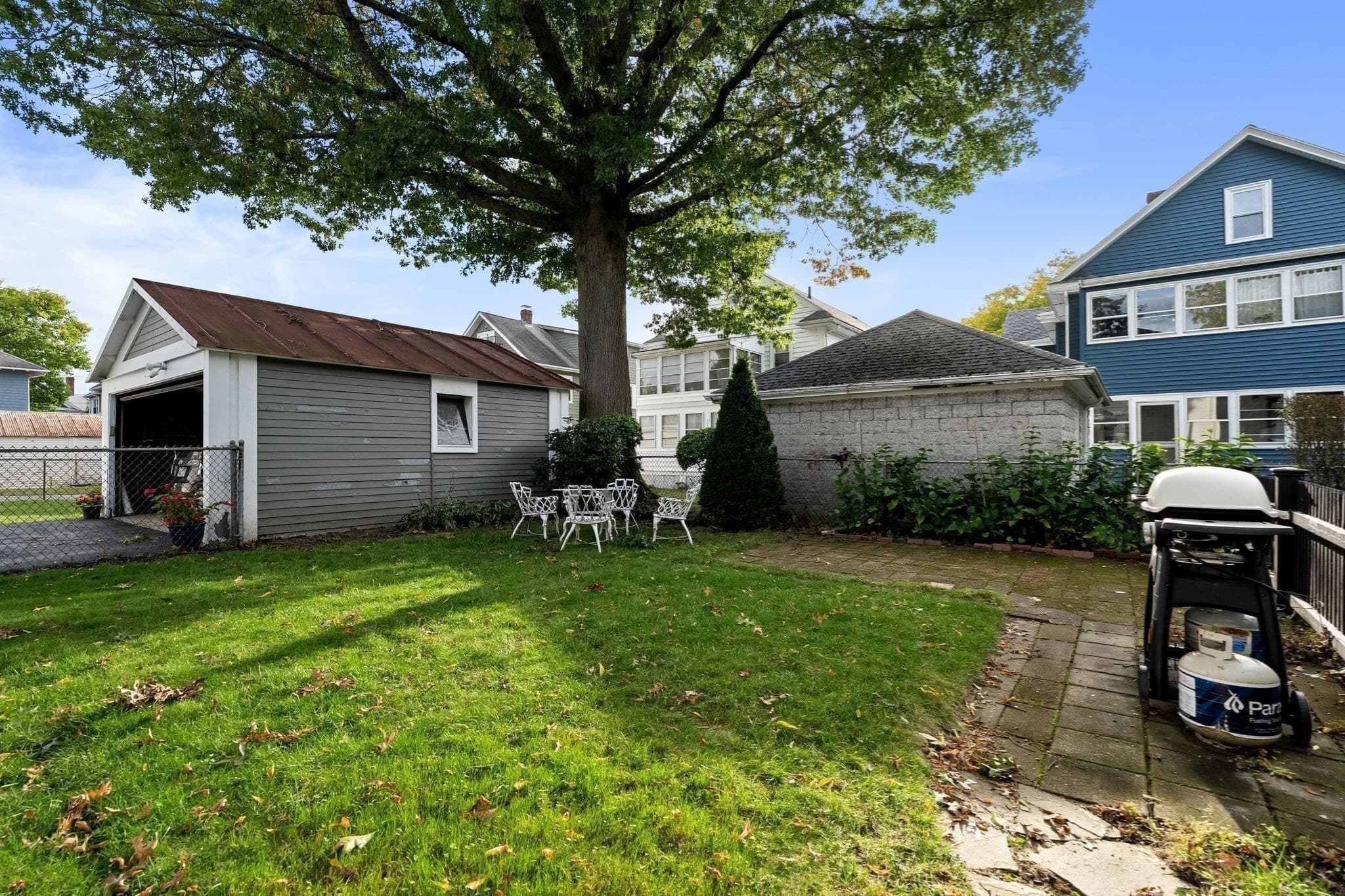 2 Family - 2 Units Up/Down at 16-18 Alfred Rd, Arlington MA 02474, Arlington, photo 37 of 40