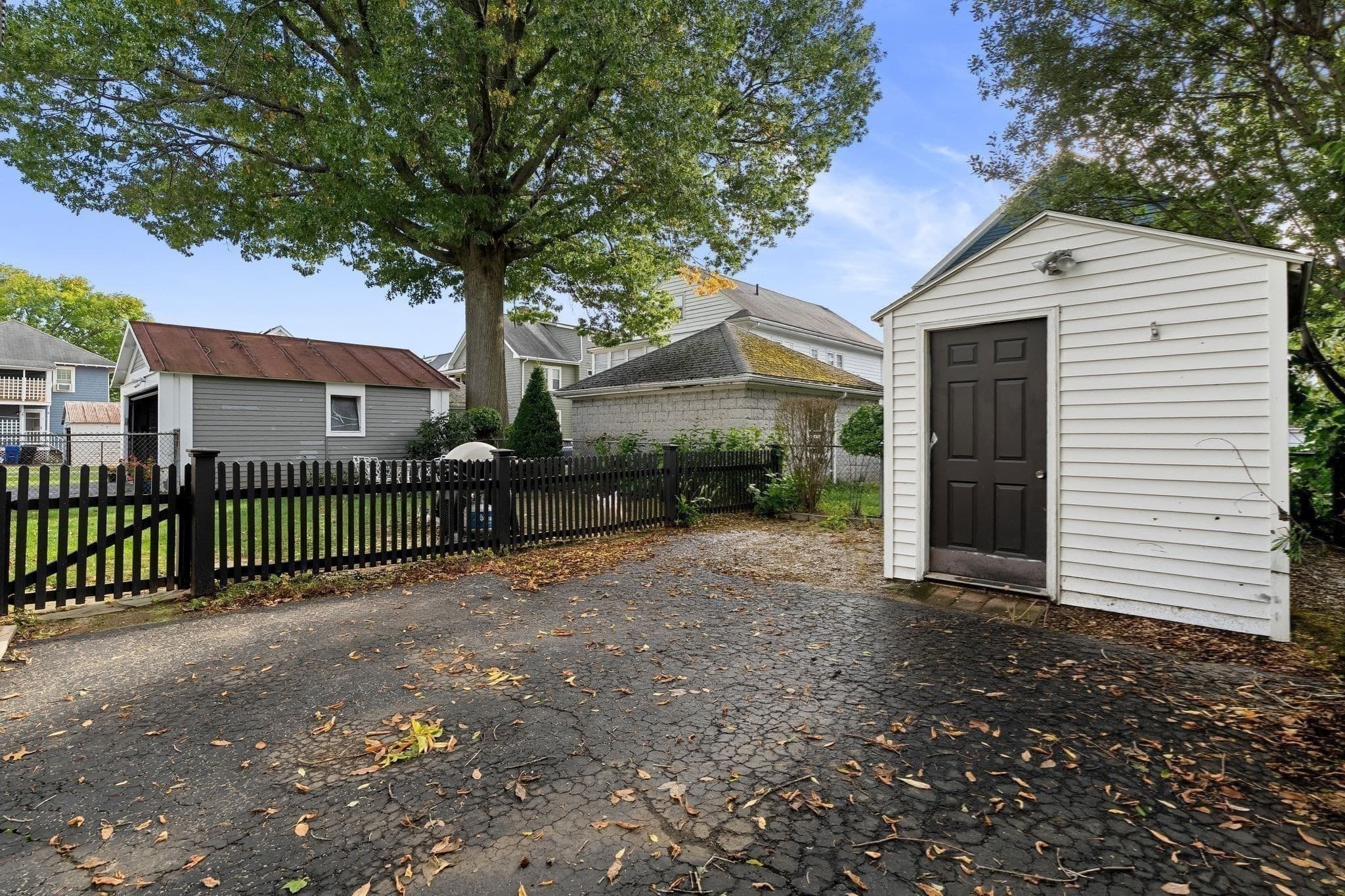 2 Family - 2 Units Up/Down at 16-18 Alfred Rd, Arlington MA 02474, Arlington, photo 40 of 40