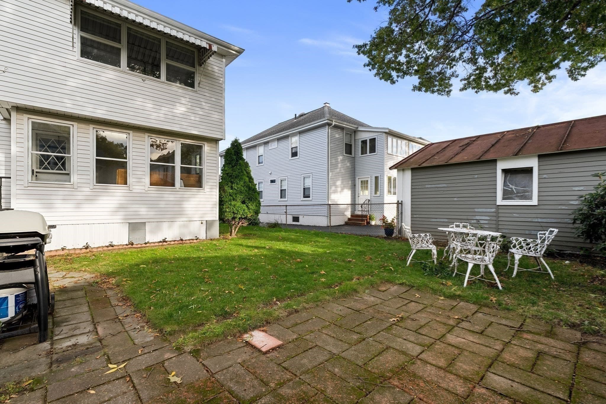 2 Family - 2 Units Up/Down at 16-18 Alfred Rd, Arlington MA 02474, Arlington, photo 35 of 40