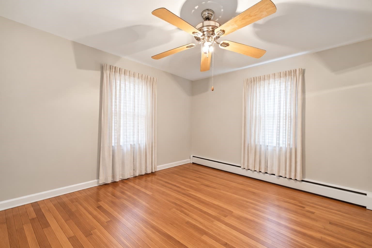 Single Family Residence at 127 Shawmut St, Springfield MA 01108, Springfield, photo 13 of 24