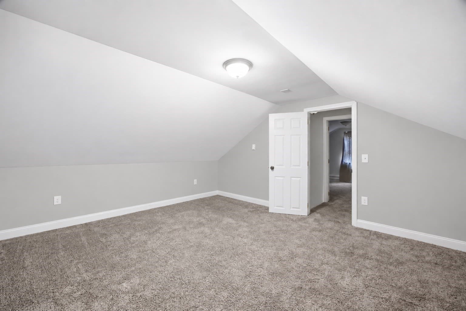 Single Family Residence at 127 Shawmut St, Springfield MA 01108, Springfield, photo 16 of 24
