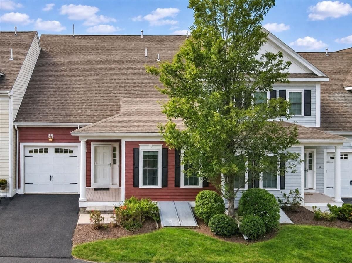 Single Family Residence at 41 Meetinghouse Road, Norfolk MA 02056, Norfolk, photo 35 of 42