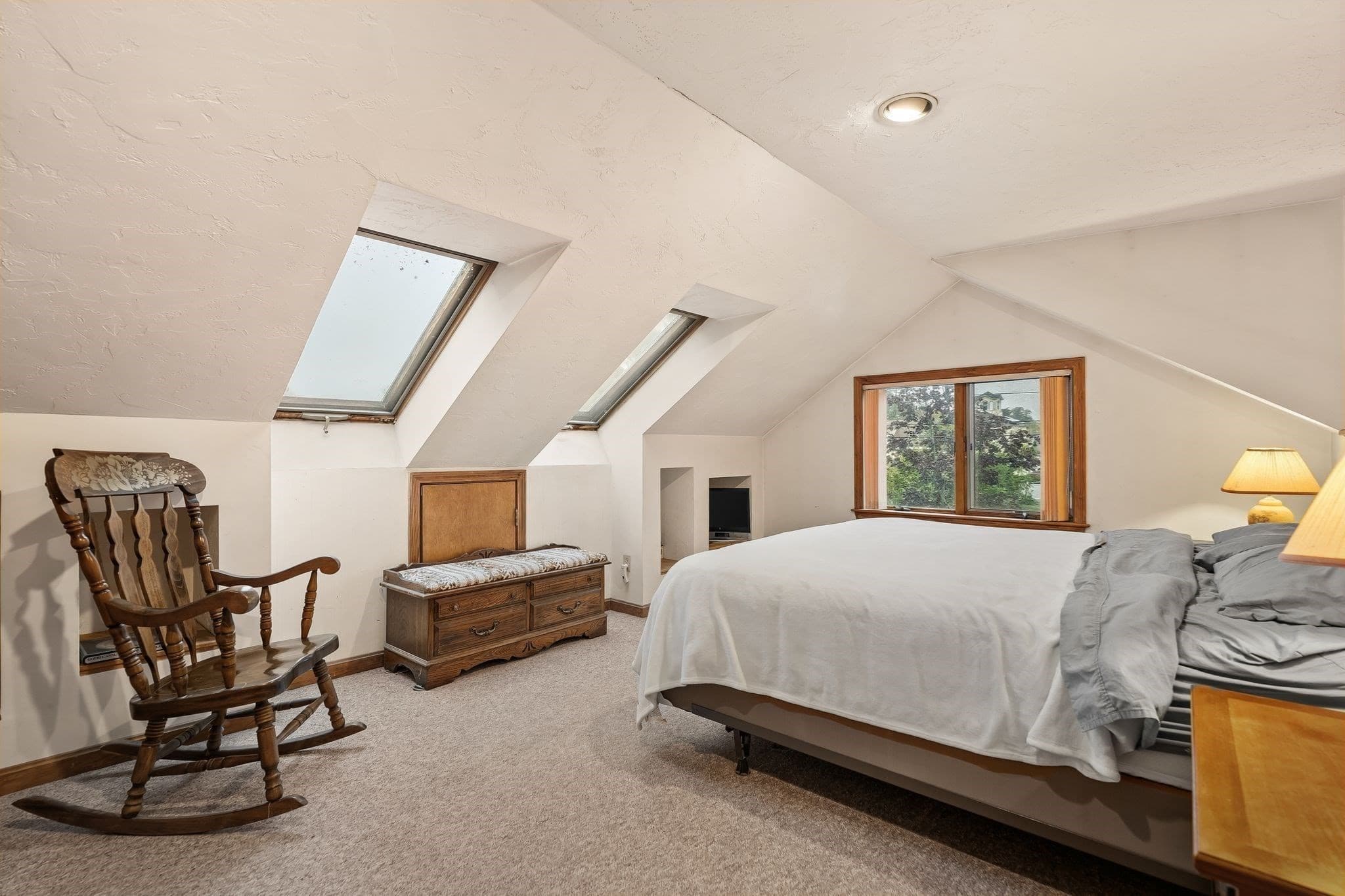 Single Family Residence at 102 Elliot Ave, Quincy MA 02171, Quincy, photo 23 of 40