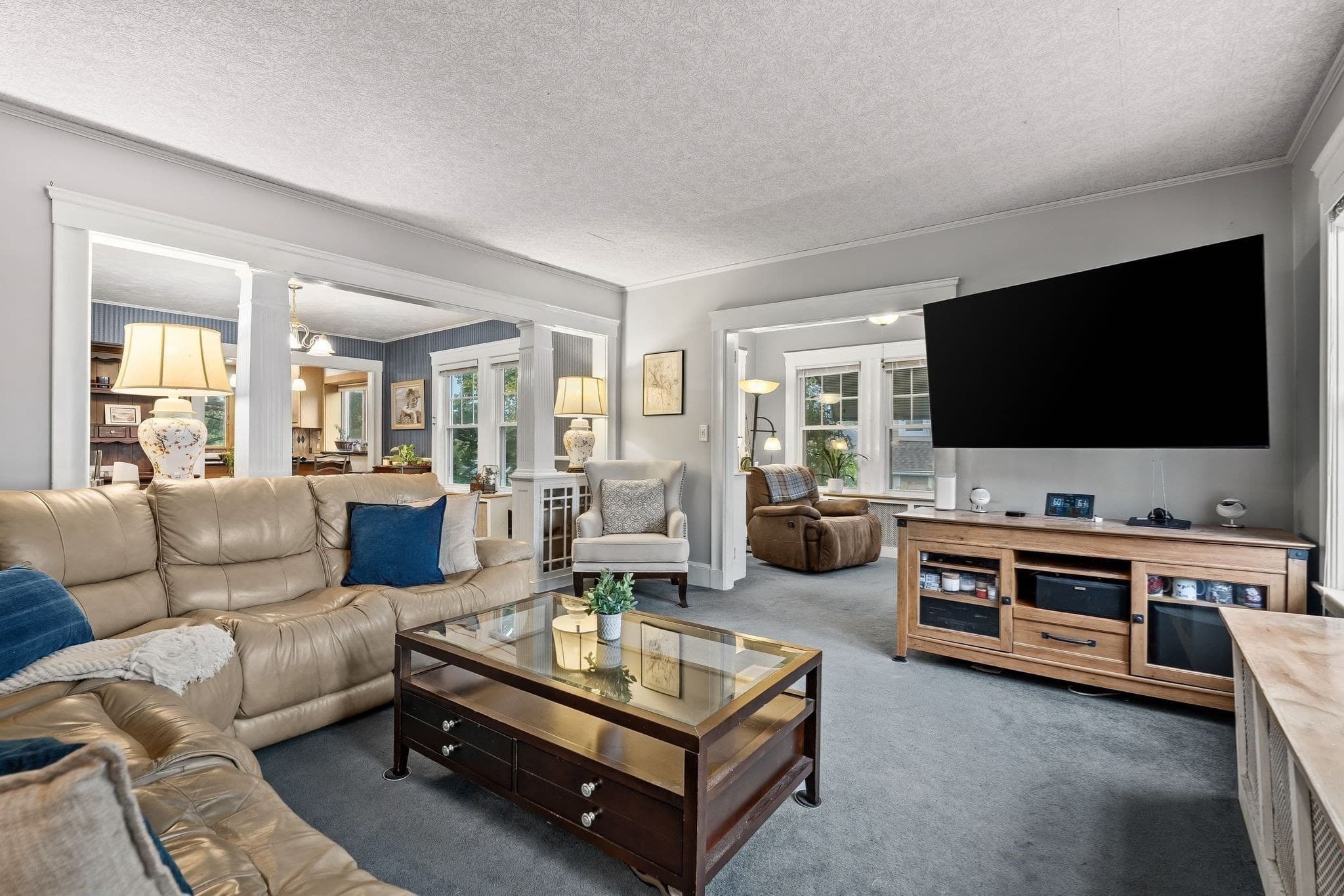 Single Family Residence at 102 Elliot Ave, Quincy MA 02171, Quincy, photo 10 of 40