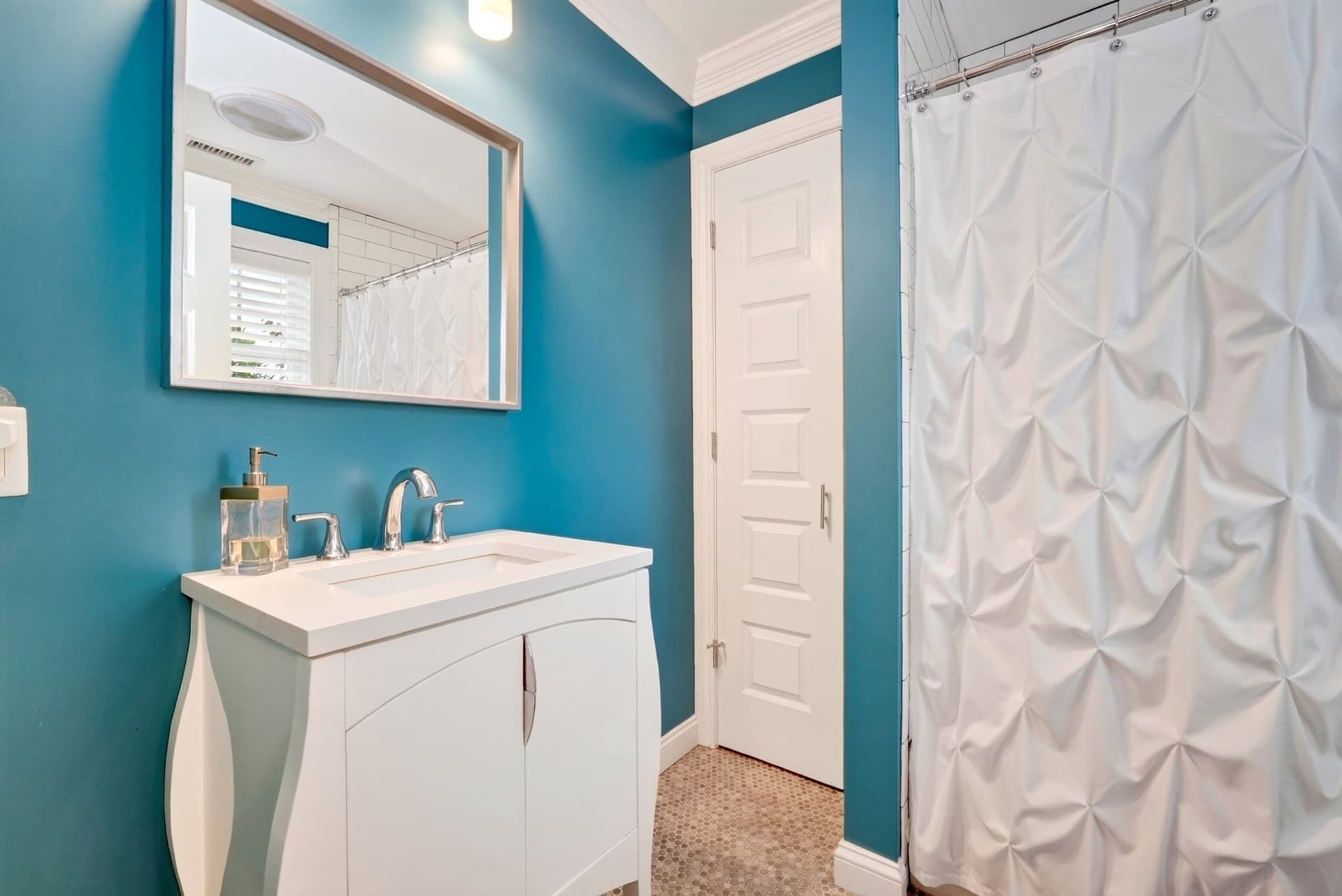 Single Family Residence at 19 Rockwood St., Melrose MA 02176, photo 14 of 25