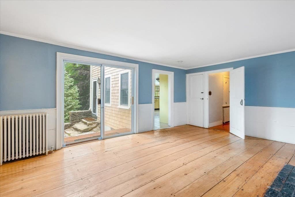 Single Family Residence at 218 Sandwich St, Plymouth MA 02360, photo 12 of 38