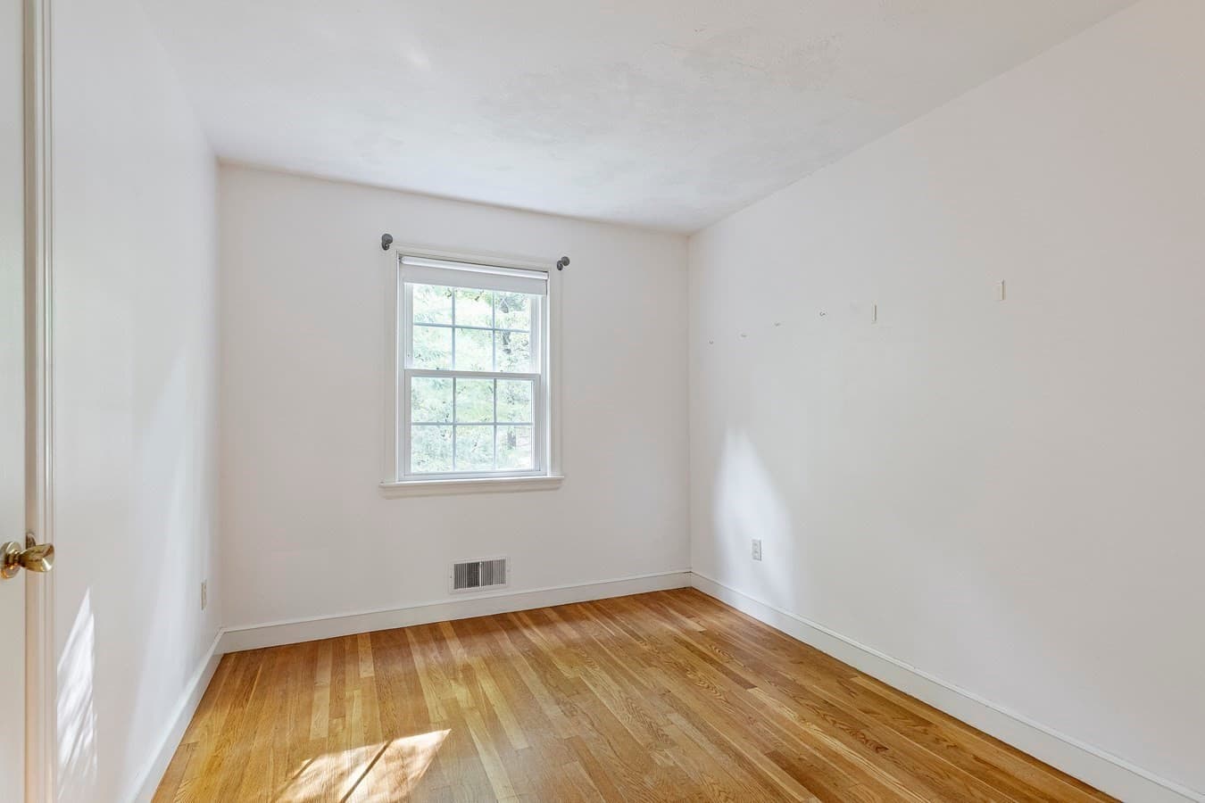 Single Family Residence at 77 Warren Rd, Ashland MA 01721, Ashland, photo 35 of 42