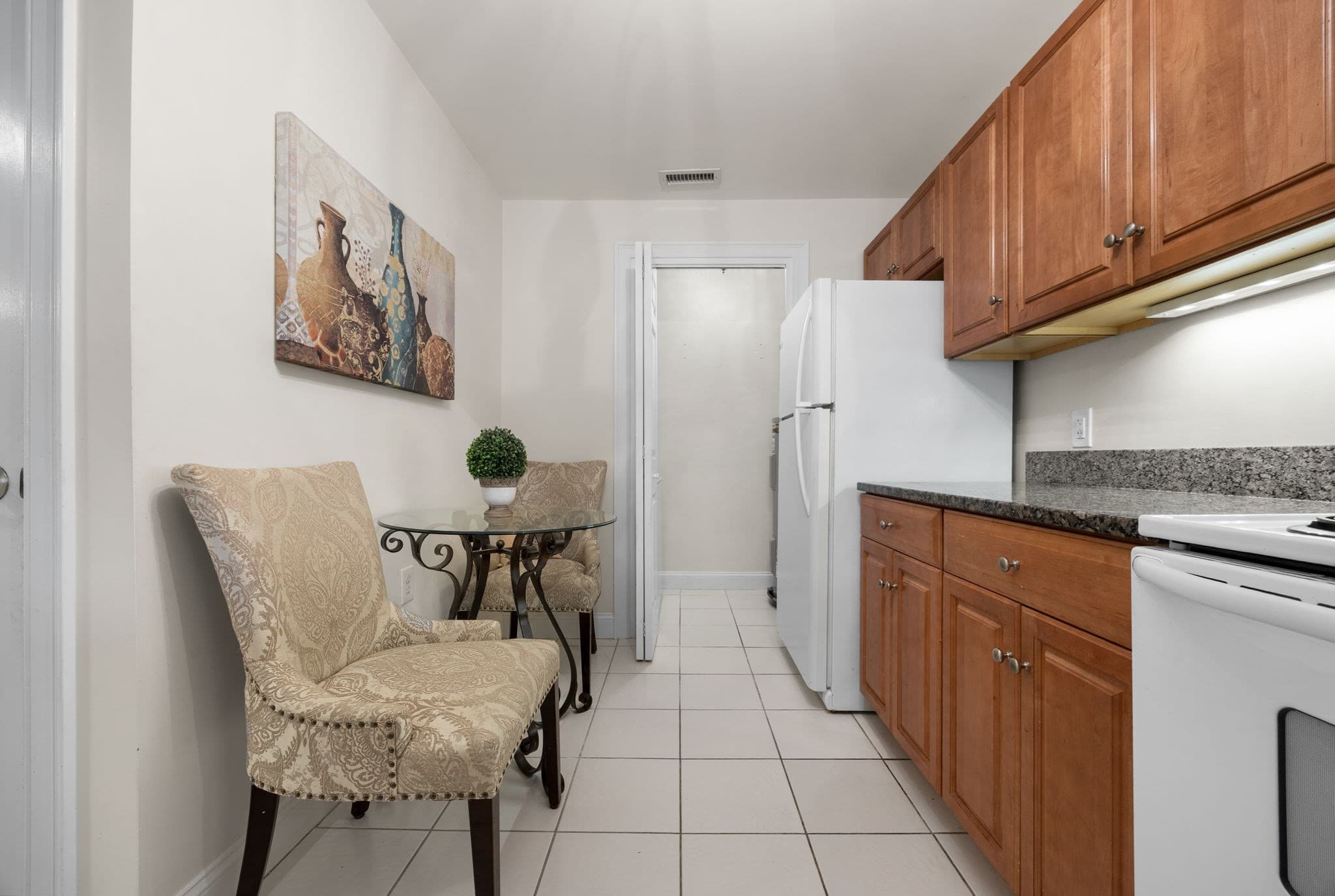 Condominium at 1 Millbrook Lane # 314, Wakefield MA 01880, Wakefield, photo 6 of 25