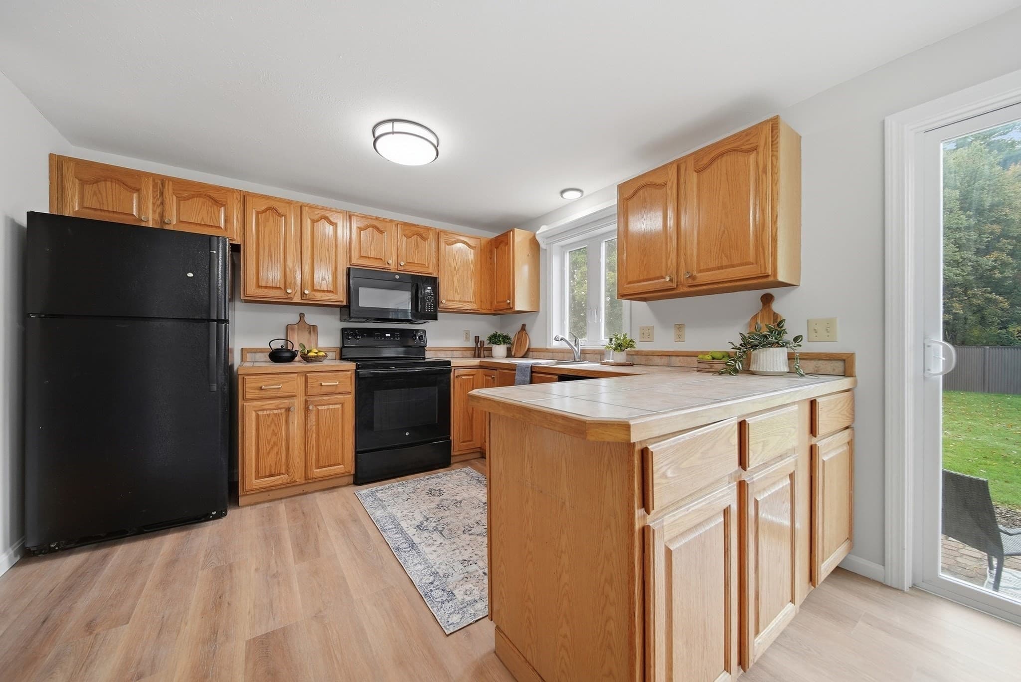 Condominium at 55 Littleton Rd # 17B, Ayer MA 01432, Ayer, photo 10 of 32
