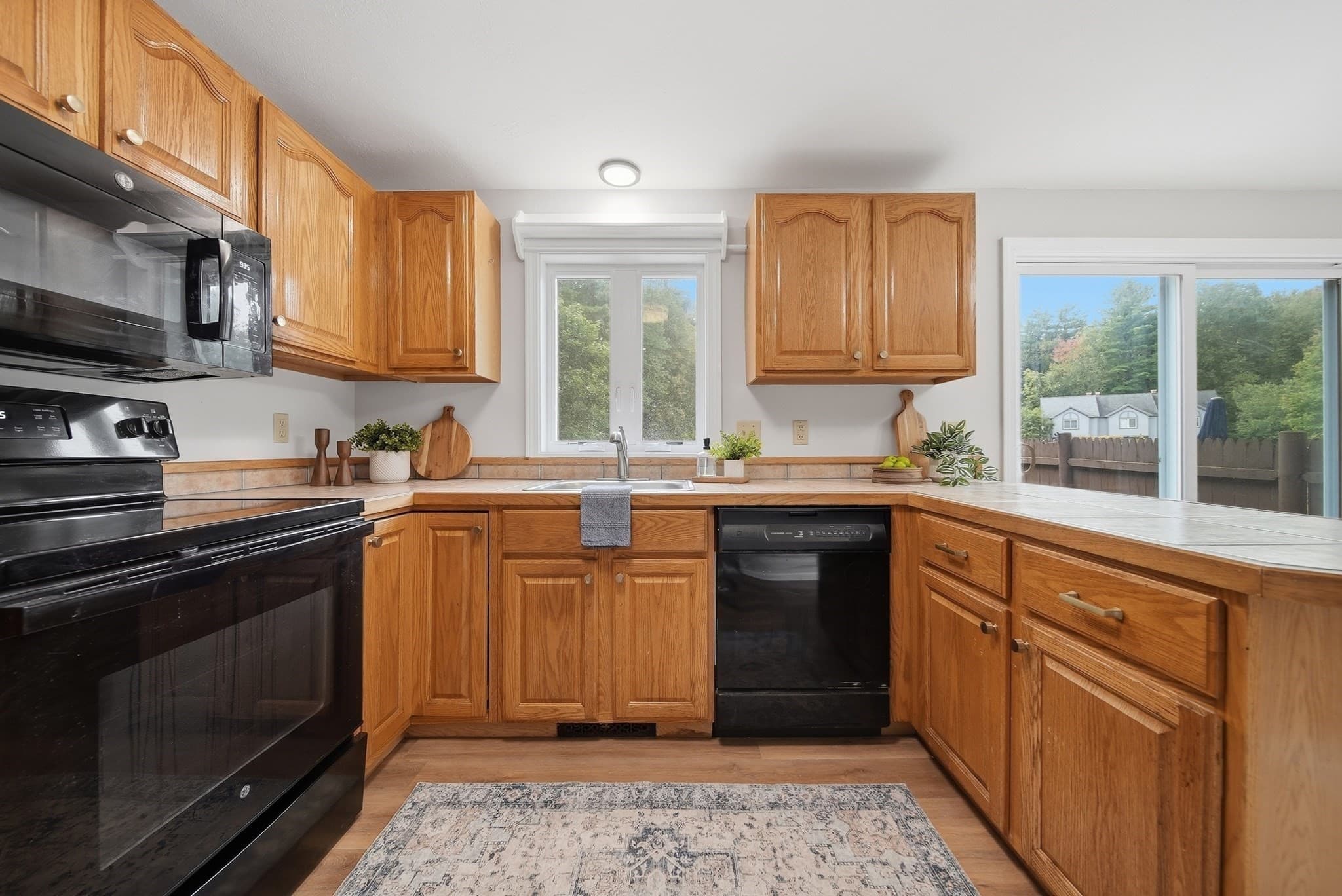 Condominium at 55 Littleton Rd # 17B, Ayer MA 01432, Ayer, photo 11 of 32