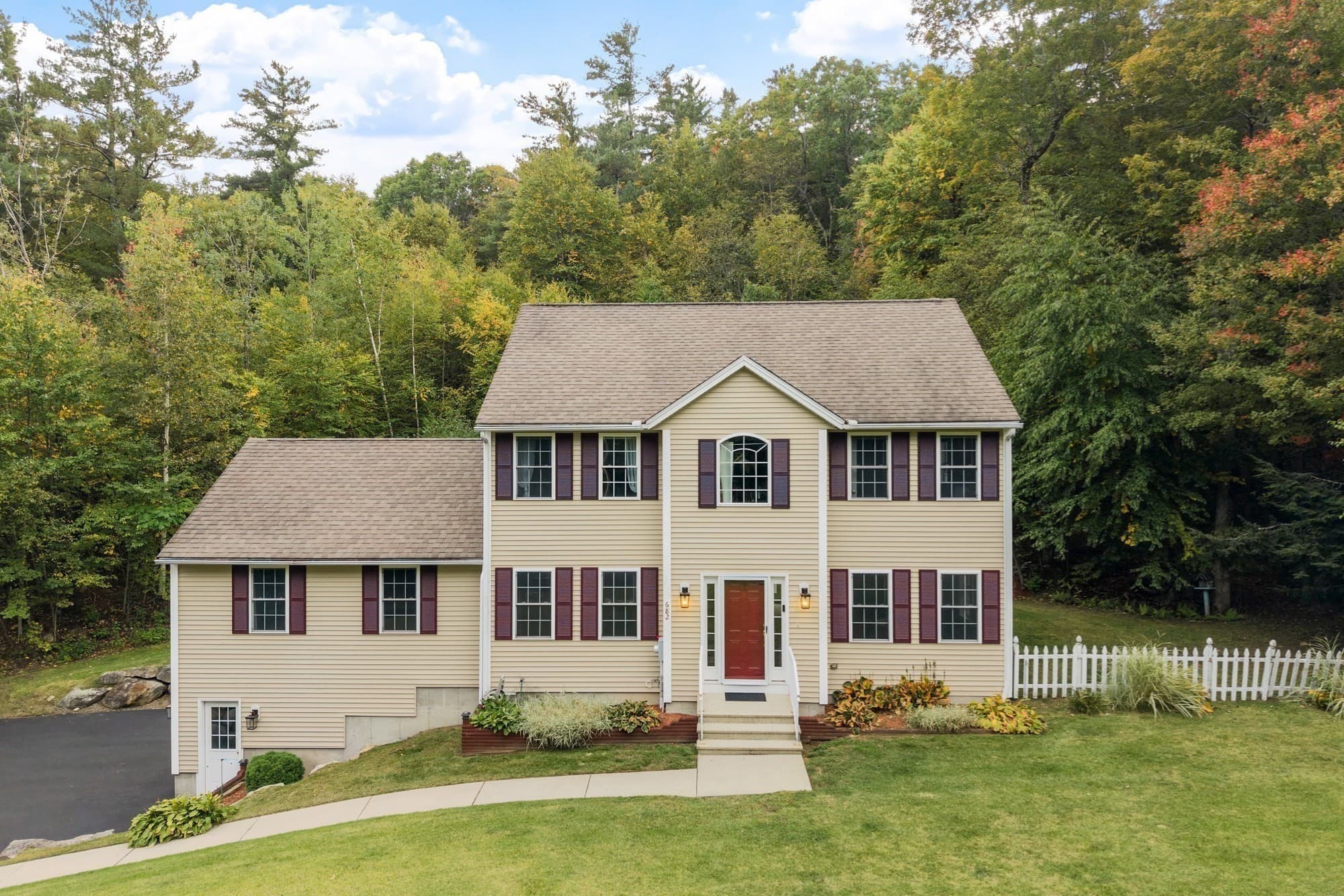 Single Family Residence at 682 Ashburnham Hill Rd, Fitchburg MA 01420, Fitchburg, photo 2 of 39