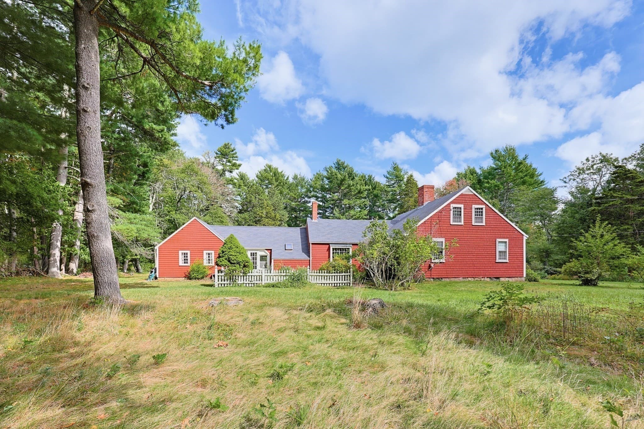 Single Family Residence at 681 Washington St, Pembroke MA 02359, Pembroke, photo 4 of 20