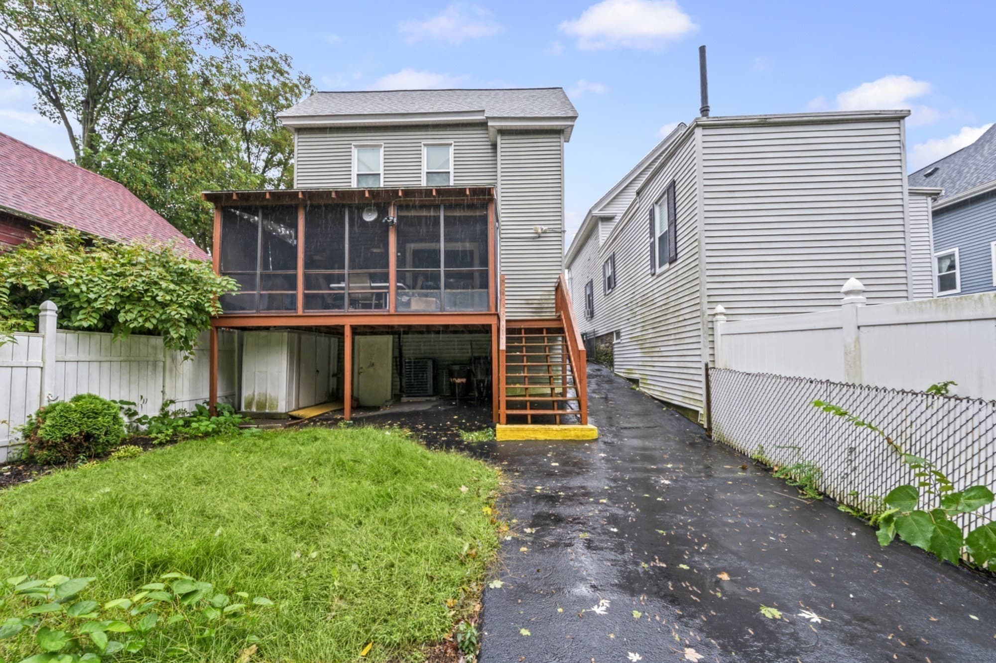 Single Family Residence at 100 West St, Lowell MA 01850, Lowell, photo 38 of 42