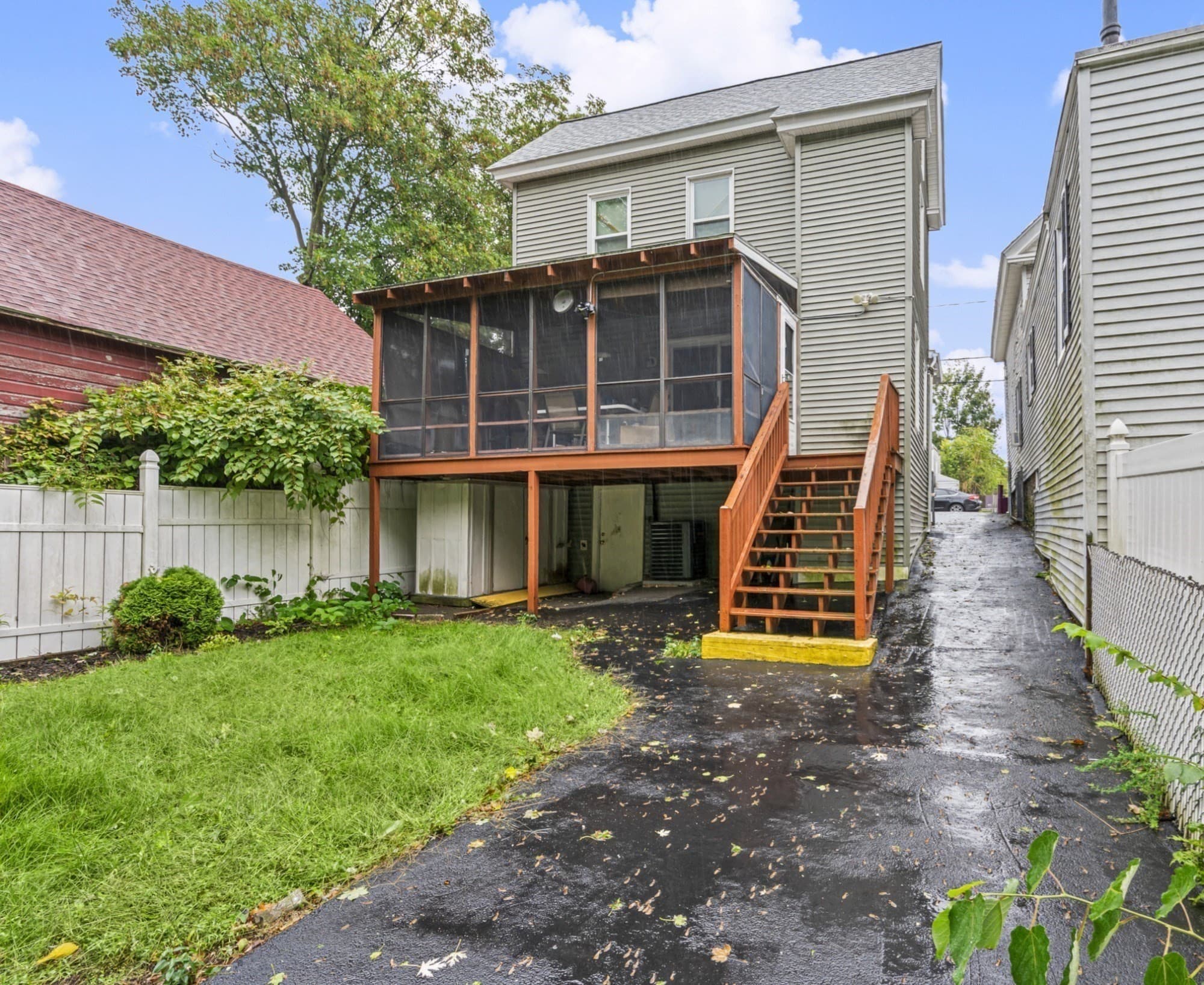 Single Family Residence at 100 West St, Lowell MA 01850, Lowell, photo 35 of 42
