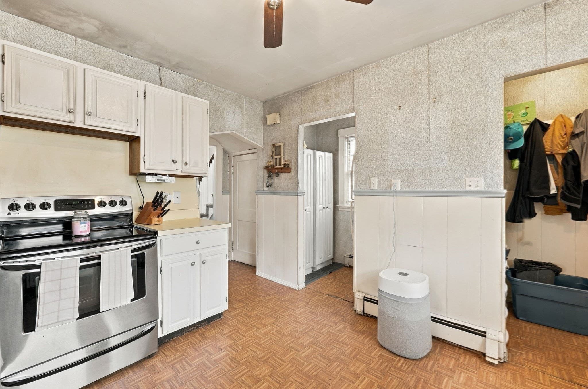 Single Family Residence at 177 Elmlawn Rd, Braintree MA 02184, Braintree, photo 12 of 27