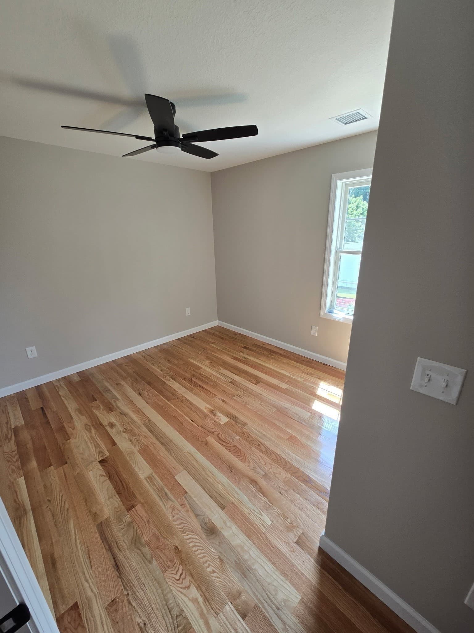 Single Family Residence at 68 Homestead Ave, Springfield MA 01151, Springfield, photo 22 of 33