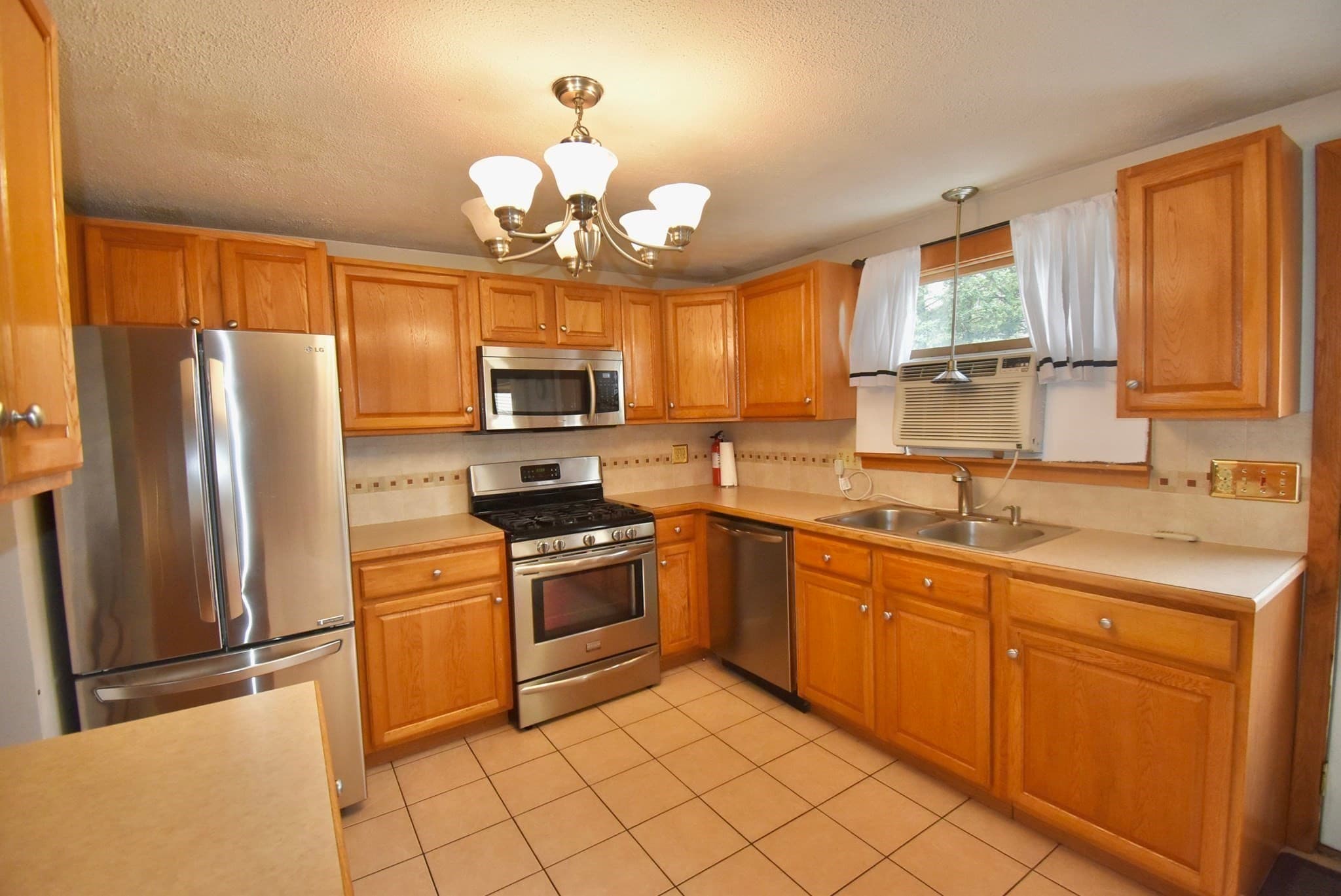 Single Family Residence at 67 Andover St, Peabody MA 01960, Peabody, photo 4 of 36