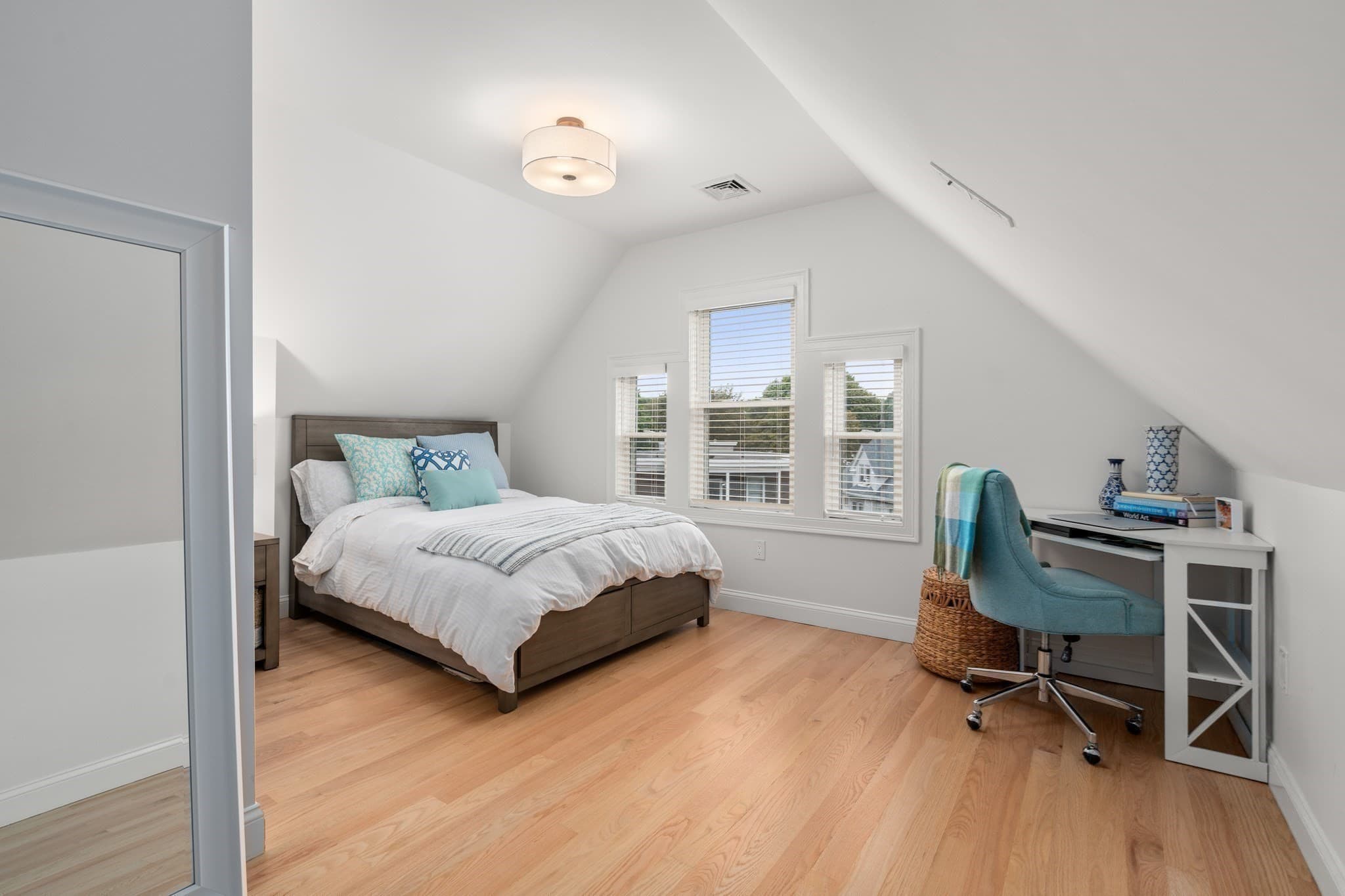 Condominium at 15 Ardent Street # 2, Boston MA 02131, Boston, photo 14 of 22