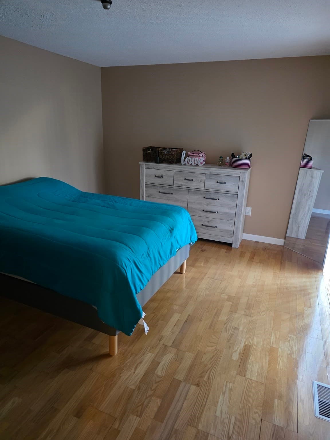 Condominium at 206 Greenbrook Dr # 206, Stoughton MA 02072, Stoughton, photo 5 of 17