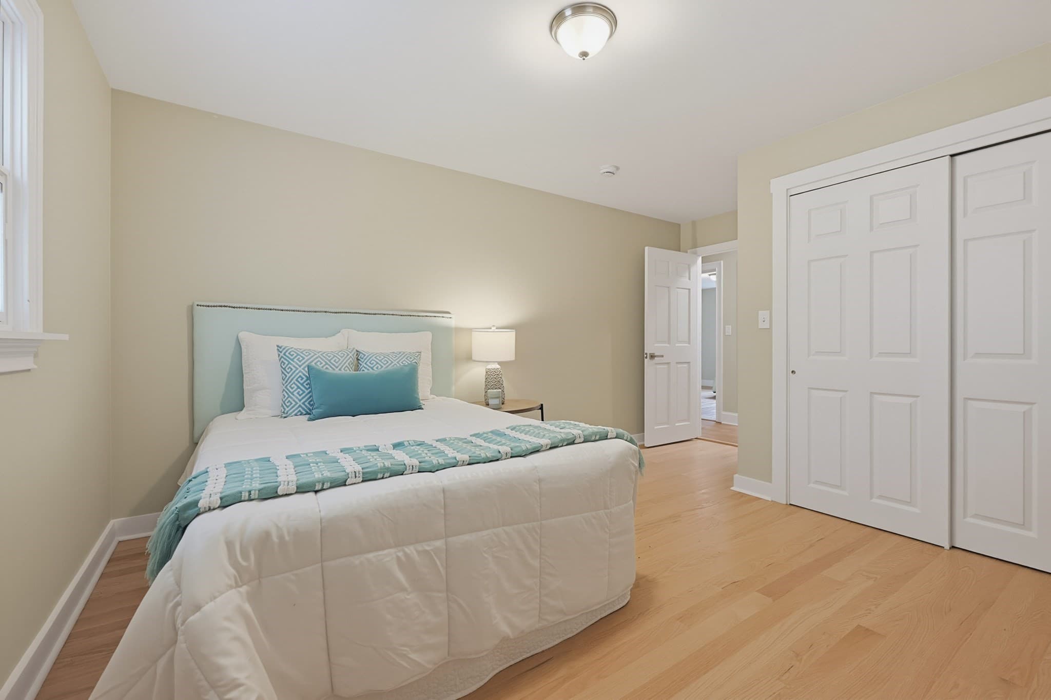 Single Family Residence at 33 Lufkin St, Essex MA 01929, Essex, photo 14 of 28