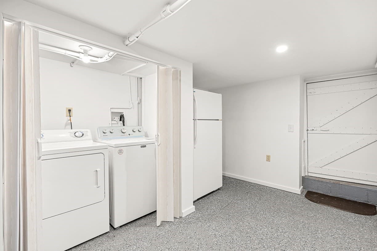 Single Family Residence at 10 Garfield Avenue, Woburn MA 01801, Woburn, photo 28 of 33