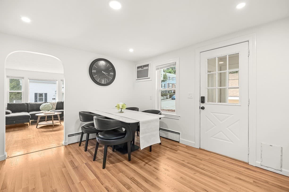 Single Family Residence at 10 Garfield Avenue, Woburn MA 01801, Woburn, photo 10 of 33