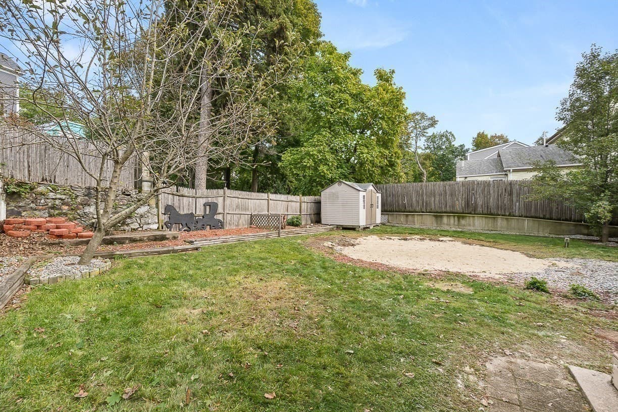 Single Family Residence at 10 Garfield Avenue, Woburn MA 01801, Woburn, photo 31 of 33