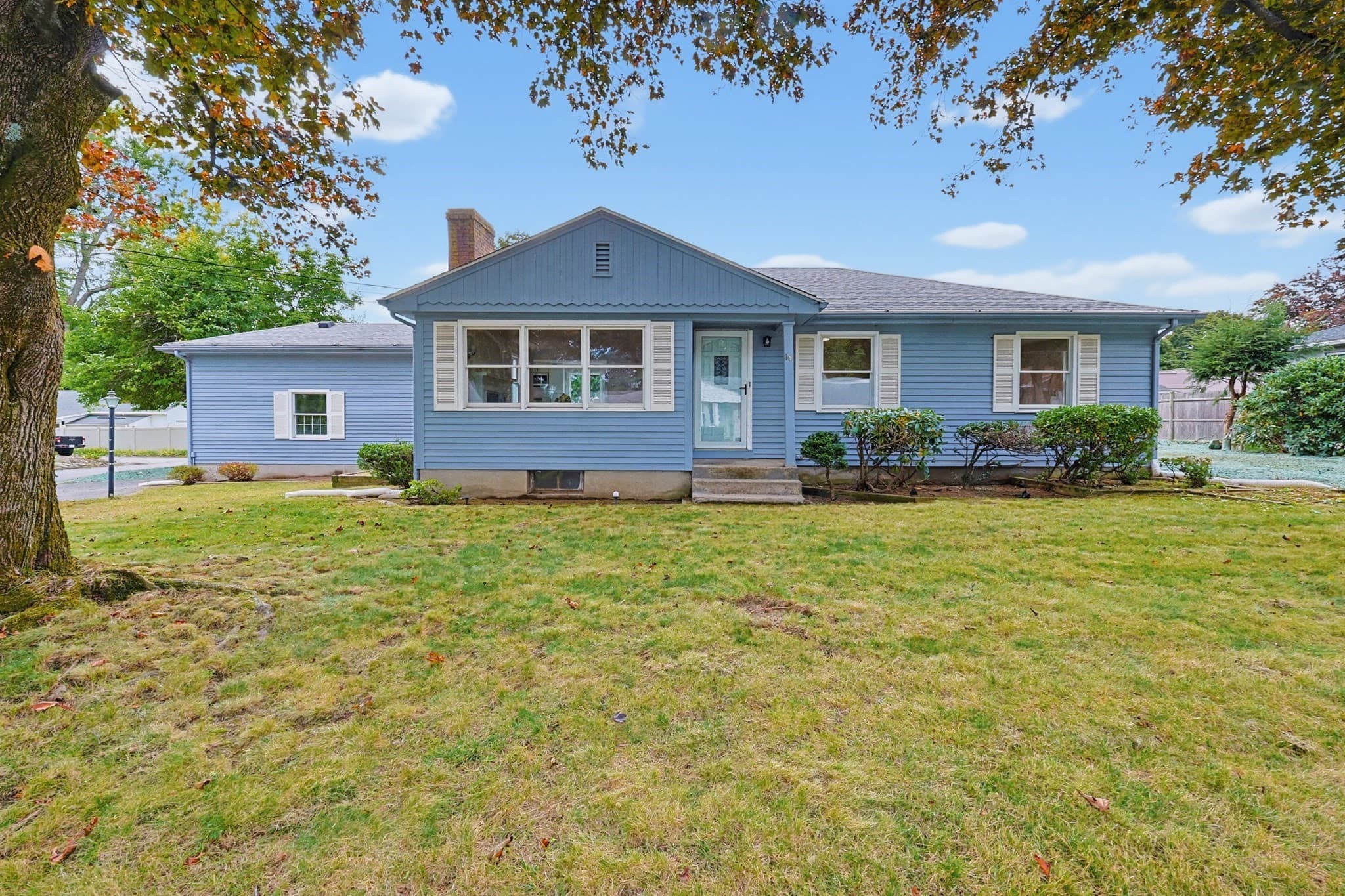 Single Family Residence at 16 Westmont Cir, Shrewsbury MA 01545, Shrewsbury, photo 2 of 41