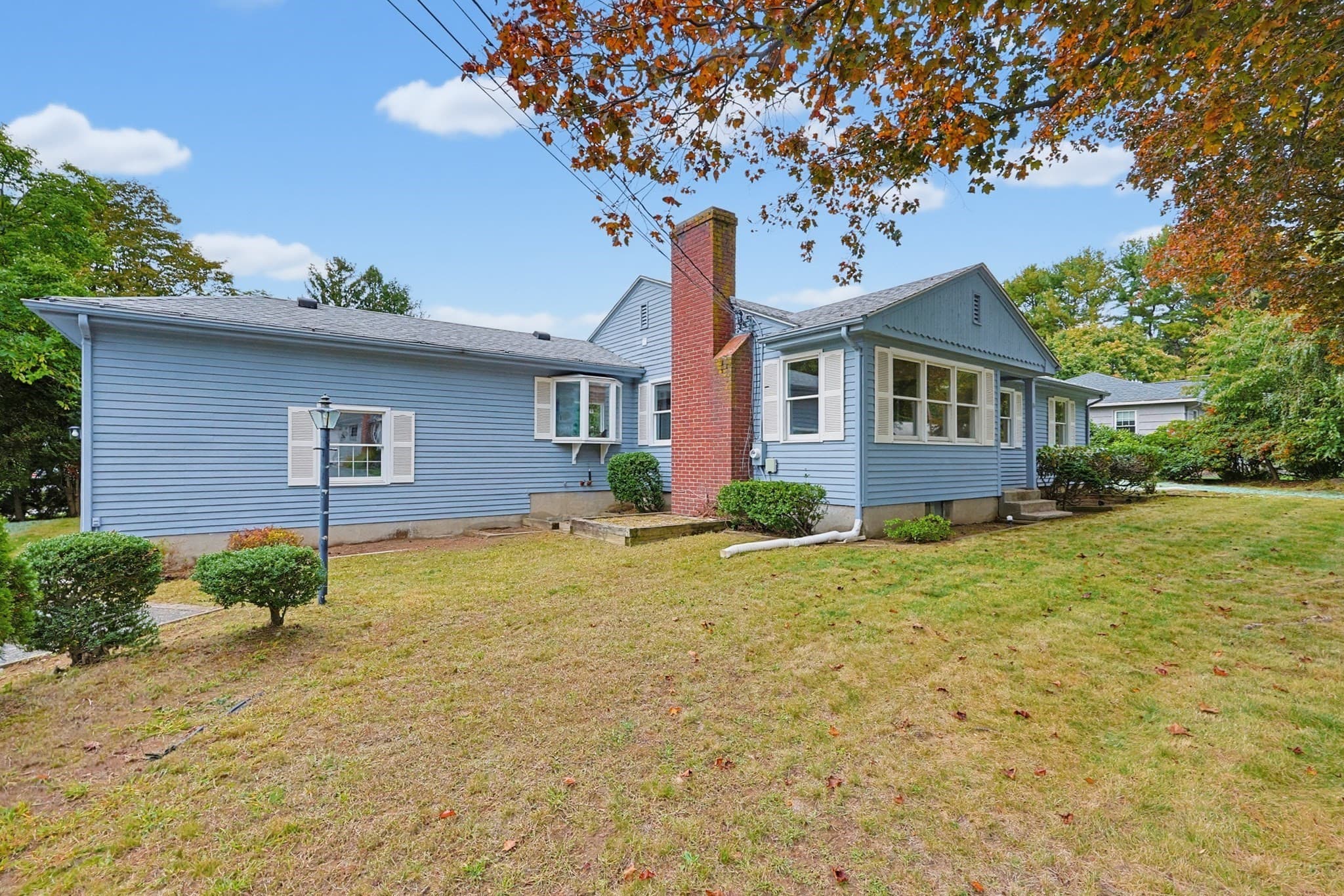 Single Family Residence at 16 Westmont Cir, Shrewsbury MA 01545, Shrewsbury, photo 3 of 41