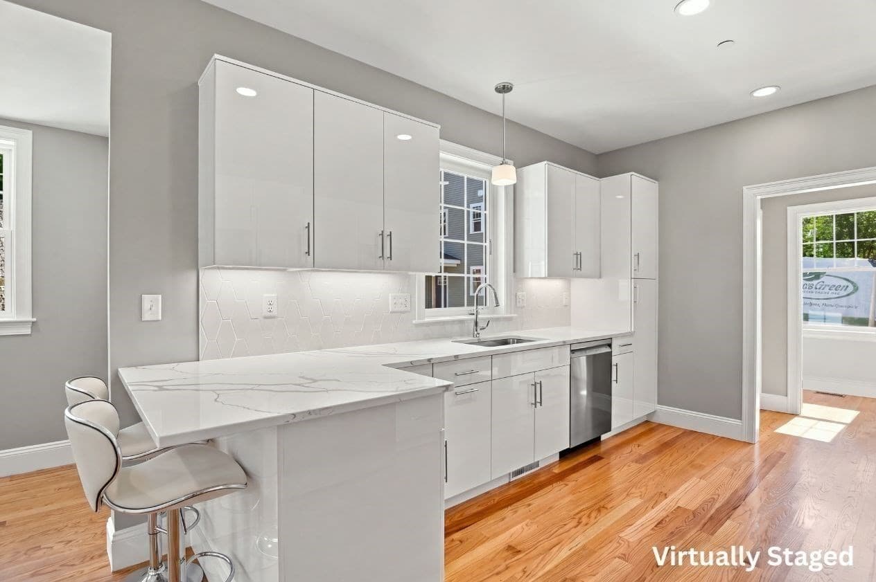 Condominium at 11 Caspian Circle # 11, Woburn MA 01801, Woburn, photo 9 of 37