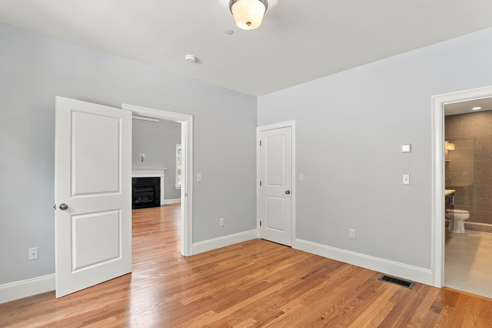 Condominium at 11 Caspian Circle # 11, Woburn MA 01801, Woburn, photo 14 of 37