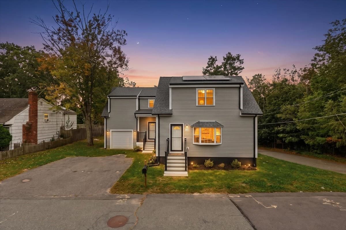 19 Digby Ave, Brockton MA 02301