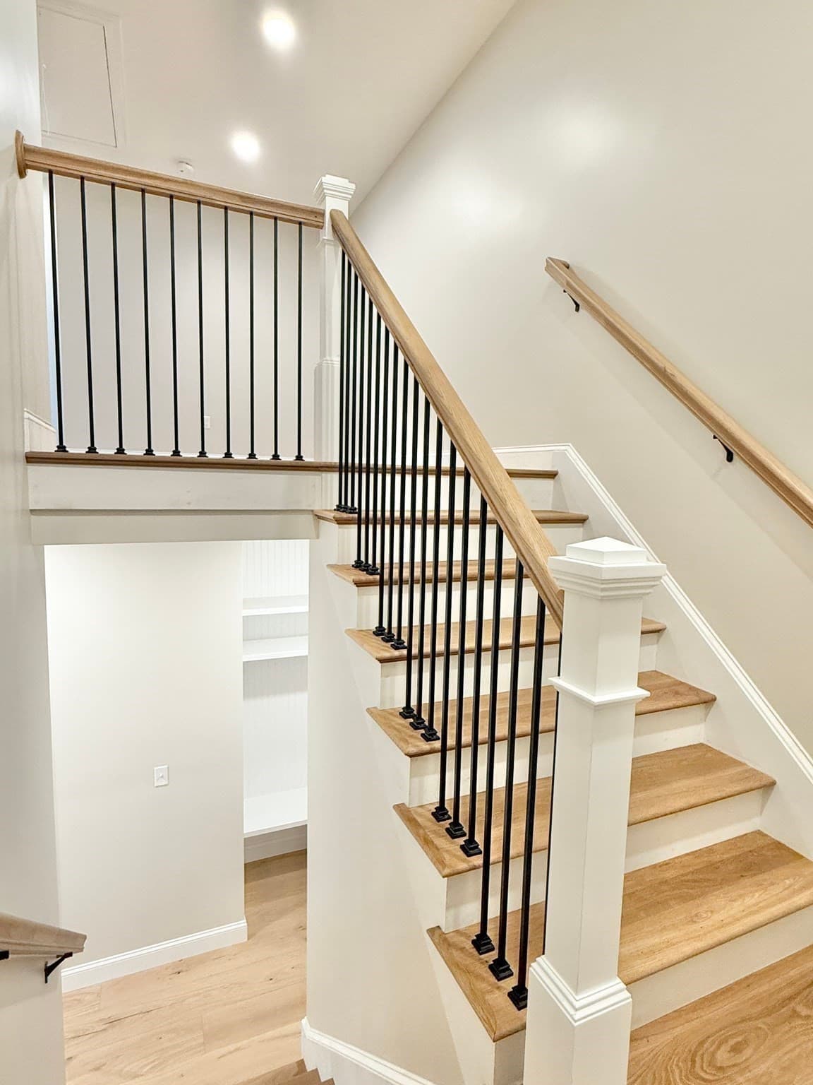 Single Family Residence at 33 Tyng Road, Tyngsborough MA 01879, Tyngsborough, photo 27 of 38