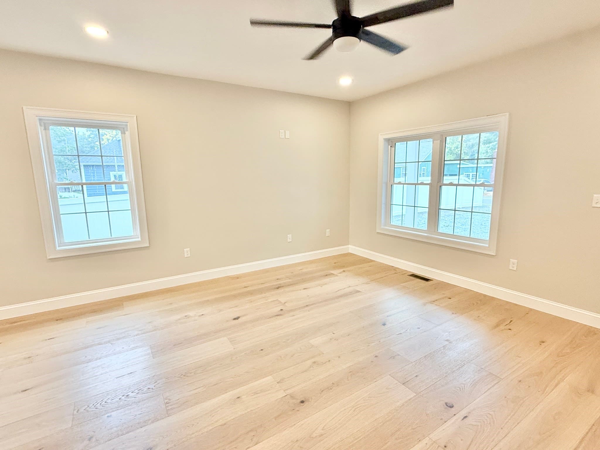 Single Family Residence at 33 Tyng Road, Tyngsborough MA 01879, Tyngsborough, photo 14 of 38