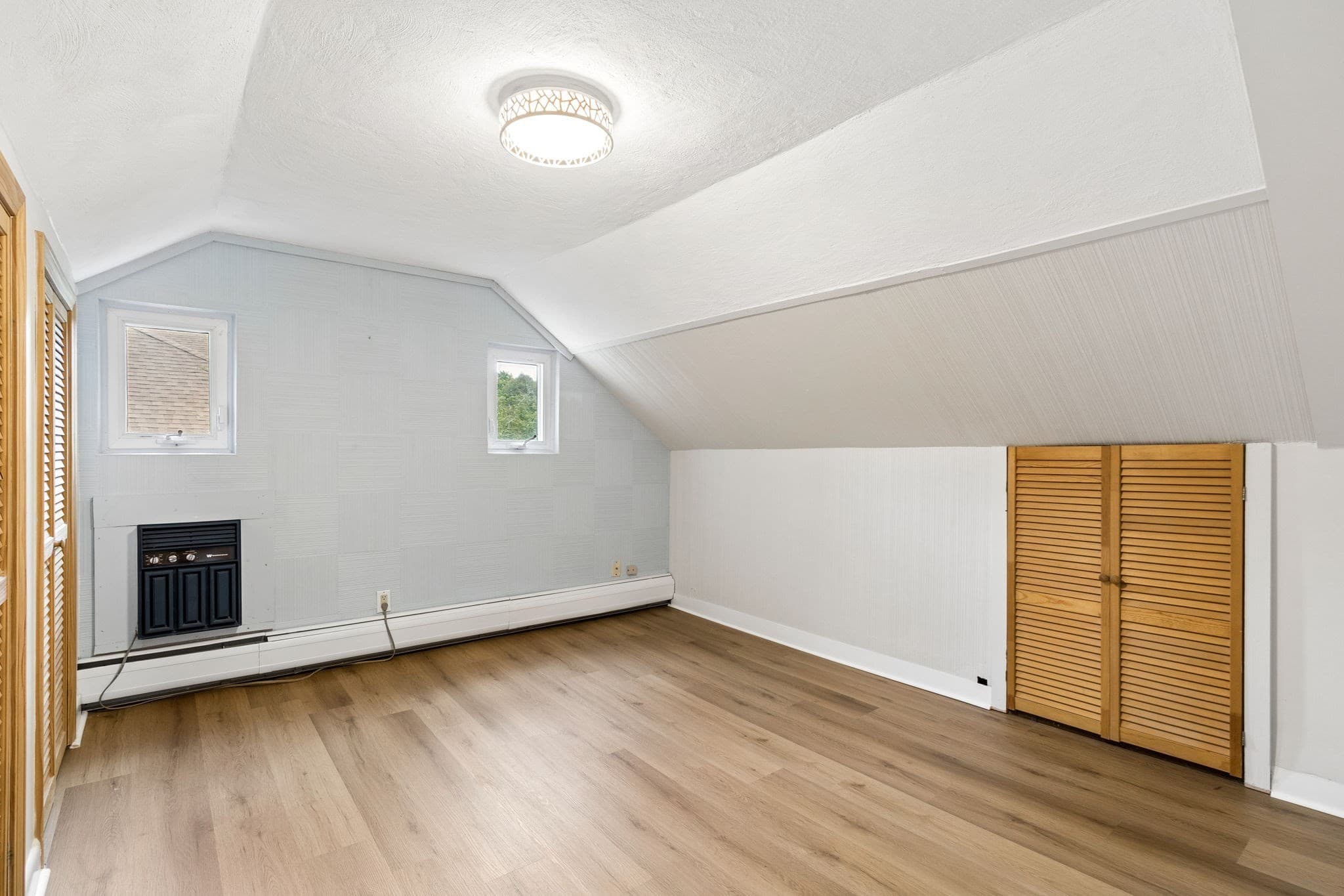 Single Family Residence at 17 Woodhaven Rd, Newton MA 02468, Newton, photo 23 of 28