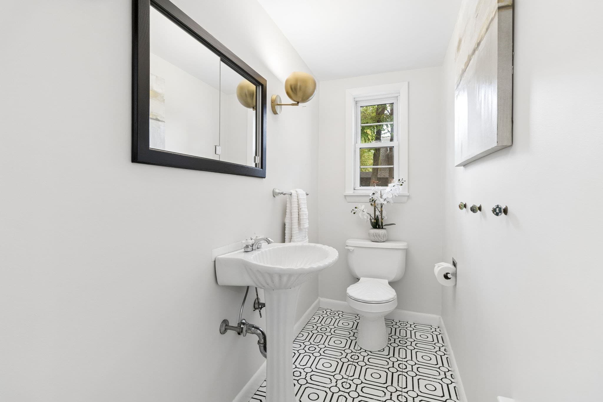 Single Family Residence at 17 Woodhaven Rd, Newton MA 02468, Newton, photo 12 of 28