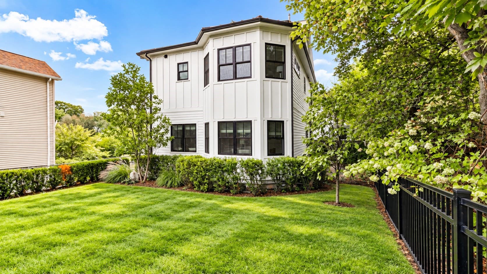 148 Pine St, Newton MA 02466