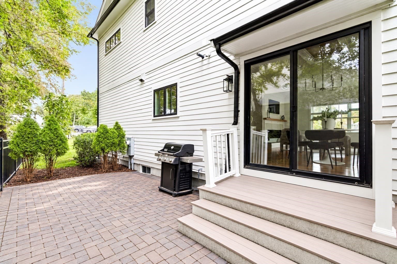 Single Family Residence at 148 Pine St, Newton MA 02466, Newton, photo 8 of 32