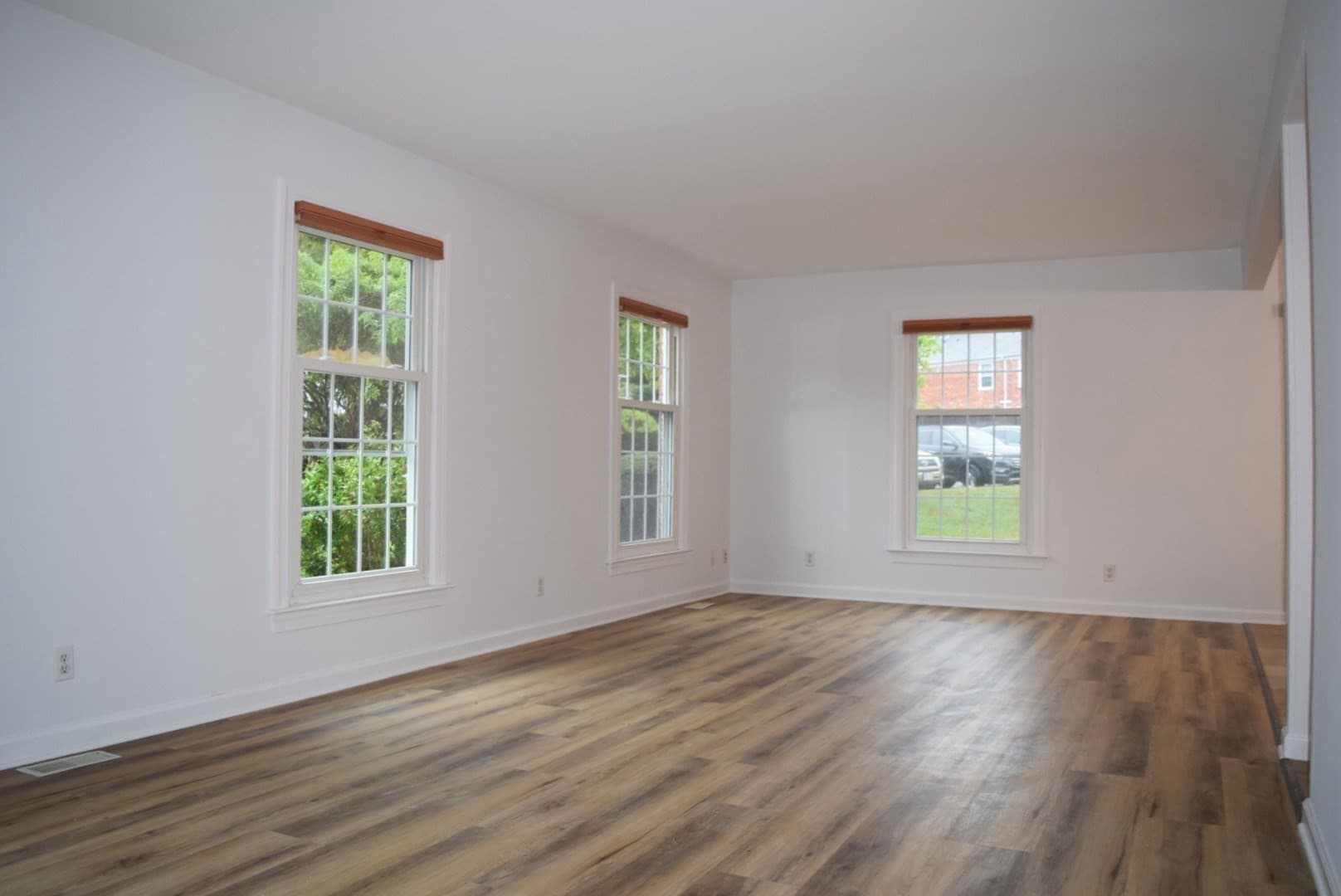 Condominium at 38 Yorktown Drive # A, Springfield MA 01108, Springfield, photo 6 of 20