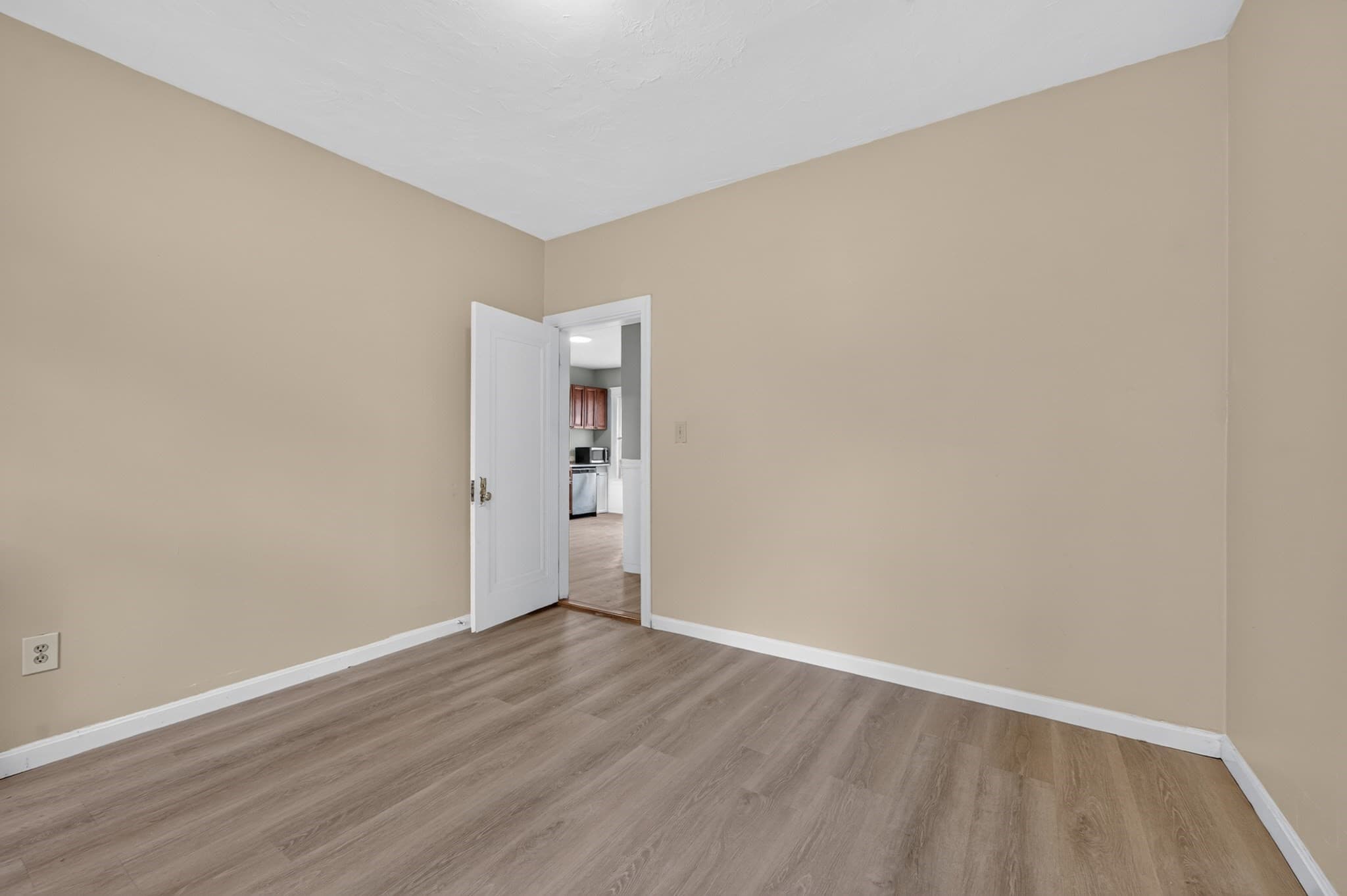 Condominium at 85 Granite St # 1, Worcester MA 01604, Worcester, photo 21 of 32
