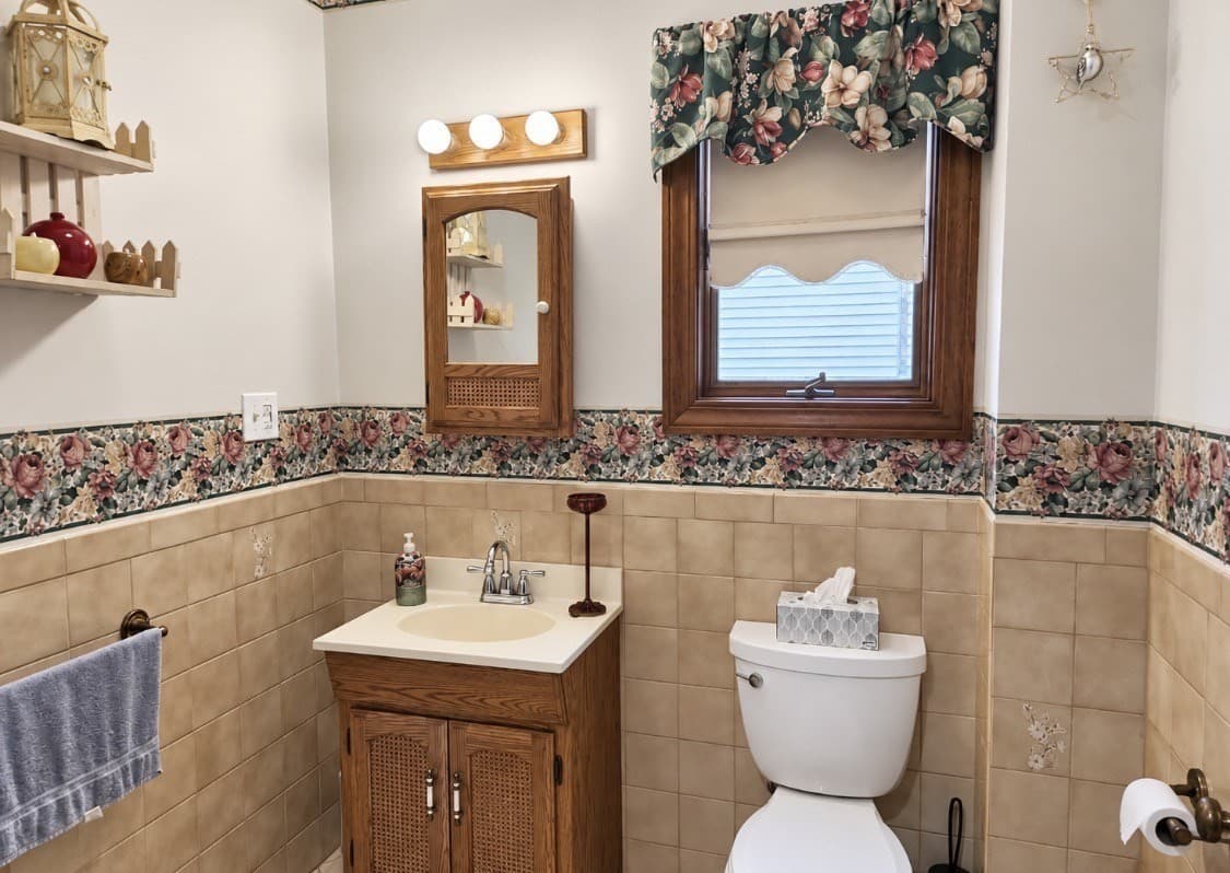 Single Family Residence at 10 Cedar Cliff Terrace, Medford MA 02155, Medford, photo 19 of 32